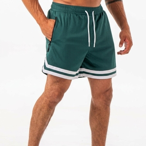 Shorts de bain pour hommes personnalisés en vert uni avec bande latérale blanche, taille élastique, respirants, décontractés, pour le sport - Product Image 3