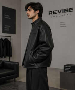 Blouson de motard en cuir noir surdimensionné pour homme, style minimaliste de luxe, en cuir véritable, logo personnalisé sur le devant, fournisseur OEM - Product Image 3