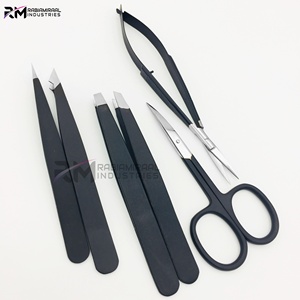 Pinzas para Cejas Personalizadas RMI con Recubrimiento de Polvo Negro / Punta Plateada de Acero Inoxidable, Juego de 4 Pinzas con Puntas Diferentes - Product Image 6