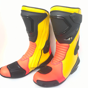 Bottes de moto au design nouveau, sur mesure, style mi-mollet, en cuir de vachette. - Product Image 1