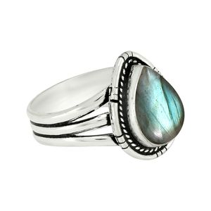 Bague de fiançailles vintage personnalisée en argent sterling 925 avec pierre précieuse en labradorite naturelle de forme poire, faite à la main - Product Image 2