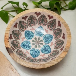 Petit bol en bois émaillé, idéal pour les portions individuelles, les collations, les desserts, les fruits, les céréales du petit-déjeuner, les accompagnements, les tables de restaurant - Product Image 2