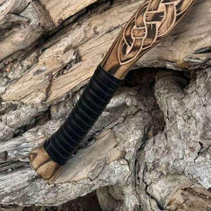 Hacha Vikinga con Diseño Nórdico, Hoja de Acero al Carbono de Grado Industrial, Mango de Madera, Aspecto Artesanal, Artículo Decorativo para Regalo - Product Image 5