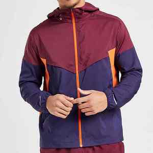 Conjunto de Pantalones Cortos Deportivos para Mujer, Logotipo Personalizado, Transpirable, Cortavientos, Nailon, Liso, Resistente al Viento, Tallas Grandes, Venta al Por Mayor, Primavera 2026 - Product Image 1