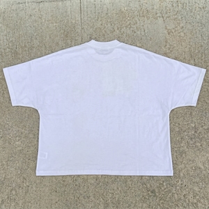 เสื้อยืดสีขาวโอเวอร์ไซส์ Snow Grace ลายพิมพ์ปาก สตรีทแวร์ แขนสั้น ผ้าคอตตอนเจอร์ซีย์ คอกลม สำหรับผู้ชาย - Product Image 4