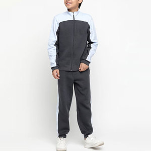 Conjunto Deportivo Infantil de Algodón, Transpirable, Suave al Tacto, Corte Clásico, Ligero y Ecológico, Diseñado para Mayor Comodidad - Product Image 1