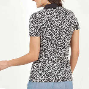 Polo de Manga Corta con Estampado Floral Blanco y Negro para Mujer, Estilo Casual Tejido, Corte Regular - Product Image 2