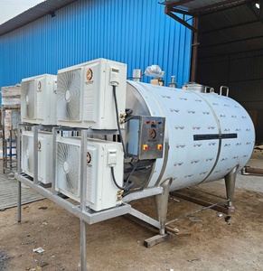 Enfriador de Leche/Yogur a Granel Pranam Ji de 7000 Litros con Motor y Bomba, Alta Productividad, 240V 5kW - Product Image 3