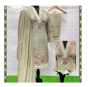 Salwar Kameez de Georgette de Invierno con Top Bordado Khatli, Pantalones de Seda Cruda y Dupatta de Diseñador para Mujer - Product Image 6
