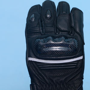 Gants de moto noirs en cuir de vachette avec logo personnalisé, pour l'hiver, style racing, avec protection des articulations. - Product Image 4