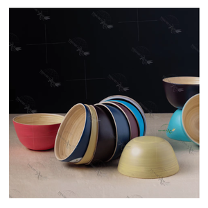 Vaisselle en bambou naturel écologique, durable, imperméable et légère pour servir des salades, des collations, des repas, des événements à domicile - Product Image 1