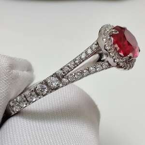 Anillo de Halo de Dos Vías con Corte Ovalado de Moissanita Roja y Rubí, de Plata Fina 925 Original, para Mujer, Regalo de Propuesta de Matrimonio para Ella - Product Image 3