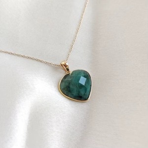 Pendentif en or 14 carats avec émeraude naturelle taille cœur 13x13mm, pendentif émeraude véritable, bijoux en or fin, pendentif cœur pour femme, vente en gros - Product Image 5