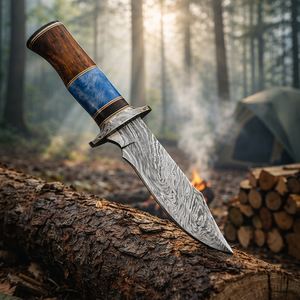 Couteau de camping Bowie artisanal de qualité industrielle avec lame en acier Damas de 10 pouces, manche en os et bois, étui en cuir - Product Image 4