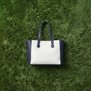Sac fourre-tout en cuir pour femme, élégant sac à bandoulière en cuir pour le bureau, sac à main en cuir fait main pour filles - Product Image 1