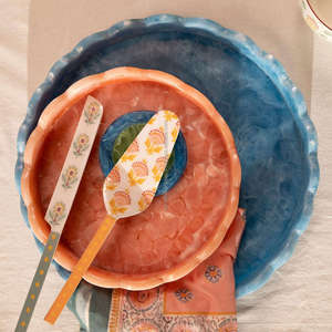 Assiette de service en résine, design moderne, finition polie, forme ronde, pour fêtes, origine Inde, marque universelle d'exportation - Product Image 6