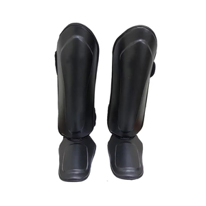 Protège-tibias de boxe de qualité supérieure avec rembourrage personnalisé, protection élevée et surface lisse - Product Image 4