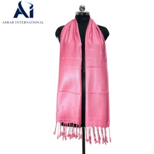 Fabricante y Exportador de Bufandas de Pashmina de Viscosa al por Mayor |   Chal de pashmina suave liso al por mayor, mejor precio al por mayor - Product Image 2