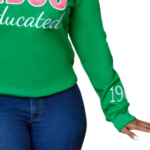 เสื้อสเวตเชิ้ตไหมพรมระบายอากาศสำหรับฤดูหนาวสำหรับผู้หญิง HBCU ปักลายตัวอักษรกรีก คอกลมพรีเมียม สำหรับสาวสวย - Product Image 4