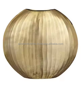 Nuevo florero de aluminio con acabado antiguo con maceta moderna de alta calidad para habitación de hotel de Azora Industries - Product Image 3