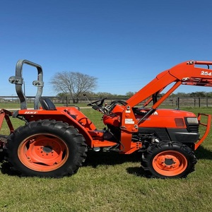 Potente Tractor L2800 de 45HP con Tracción en las 4 Ruedas, Transmisión por Engranajes, Bomba de Agua Automática y Componentes de Motor Diseñados para Tareas Agrícolas Pesadas - Product Image 1