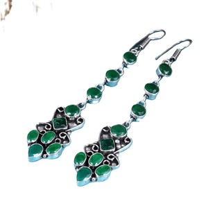Pendientes Colgantes de Estilo Bohemio, Étnico y Tribal con Piedra Verde, Venta al por Mayor |   Pendientes de Latón Hechos a Mano, Joyería al por Mayor para Mujer - Product Image 2