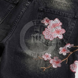 Shorts en jean brodés personnalisés effet usé – Vente en gros directe usine – Fabricant de shorts brodés usés - Product Image 6