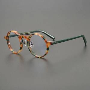 Retro Round <b>Tortoise</b> Eyewear - Product Image 4