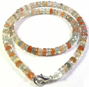 Collier de pierres précieuses facettées en pierre de soleil africaine naturelle de haute qualité, orange, 5,5-6 mm, forme Rondelle, percées au centre, 16 pouces - Product Image 1