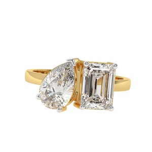Anillo de Lujo Toi Et Moi para Mujer con Diamantes Cultivados en Laboratorio de Corte Pera y Corte Esmeralda de 2.80 CTW en Oro Amarillo de 14K - Product Image 6