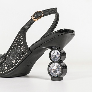 Escarpins à bride arrière en cuir verni noir orné de strass scintillants, à bout pointu, avec cristaux, pour femme, idéaux pour les soirées estivales - Product Image 6