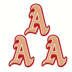 Badges personnalisés en PVC appliqué, brodés, thermocollants pour vêtements, broderie personnalisée, tissu sergé, formes pour chapeaux et vêtements - Product Image 1