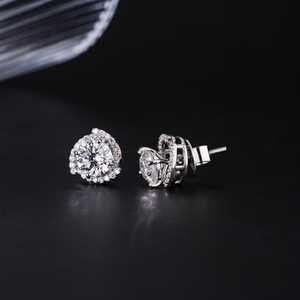 Boucles d'oreilles à halo de diamants Moissanite de forme ronde pour femmes, cadeau d'anniversaire, en argent 925, cadeau surprise pour demoiselle d'honneur - Product Image 2