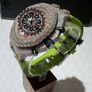 Montre de luxe Charm Jewells en acier inoxydable, cadran analogique 40 mm, chronographe, bracelet en cuir vert, mouvement mécanique automatique pour homme - Product Image 1