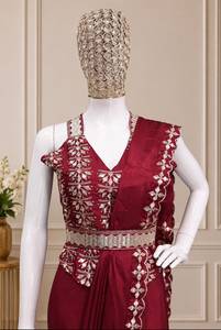 Sari de crepé de seda con bordado y encaje dorado, listo para usar, con blusa de crepé de seda completamente cosida, listo para llevar. - Product Image 4