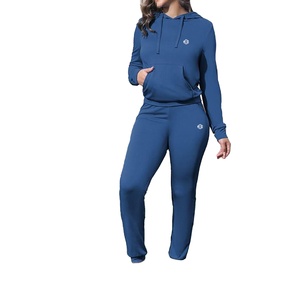 ชุดเซ็ตเสื้อฮู้ดและกางเกงจ็อกเกอร์ผู้หญิง ผ้าเนื้อนุ่ม ยืดหยุ่น ทรงหลวม สไตล์ลำลอง สำหรับการผลิตแบบ OEM จำนวนมาก - Product Image 1