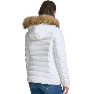 Chaqueta Acolchada Personalizada para Mujer con MOQ Bajo para Marcas de Ropa, Chaqueta Acolchada Personalizada para Mujer con Etiqueta Privada - Product Image 4