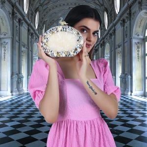 Bolso de mano de resina para mujer, uso diario, con cristales y nácar, elegante bolso de novia, regalo para dama de honor, bolso de fiesta, elegante y moderno. - Product Image 4