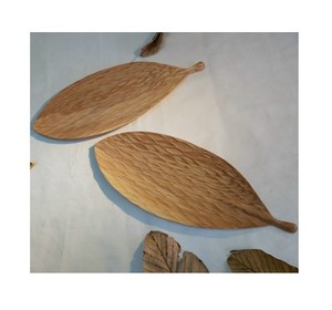 ถาดไม้หลายรูปทรงเหมาะสำหรับเสิร์ฟอาหารเค้กและตกแต่งราคาดีสำหรับการส่งออก - Product Image 4