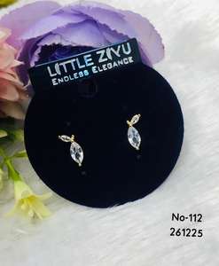 Boucles d'oreilles tendance pour femme en acier inoxydable plaqué or avec micro-cristaux de zirconium, prix de gros usine - Product Image 3