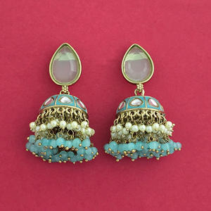 เครื่องประดับทองเหลืองแฮนด์เมด Kanhai Jewels รุ่นล่าสุด สไตล์อินโดเวสเทิร์น สำหรับงานแต่งงาน ประดับด้วยเมเฮนดี รุ่น 112380 - Product Image 2