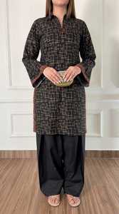 Ensemble de 2 pièces en tissu lawn imprimé, collection été pour femmes, vêtements indiens et pakistanais, tissu lawn doux et respirant, vêtements décontractés - Product Image 4