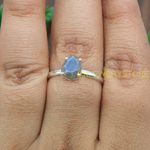 Natural <b>Labradorite</b> <b>Ring</b> Pure 925 Sterling Silver <b>Ring</b> Handmade Design <b>Ring</b> Gemstone <b>Ring</b> <b>Labradorite</b> Jewelry Christmas Gift for - Product Image 5