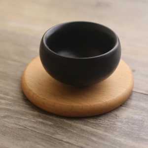 Sous-verres en bois classiques de qualité supérieure avec des motifs anciens, écologiques et finition artisanale détaillée - Product Image 5