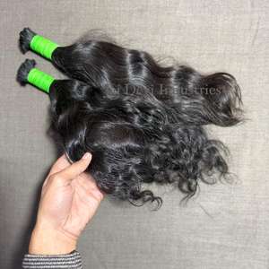 Fabricant et fournisseur de cheveux humains naturels bouclés vierges indiens de temple, aspect naturel, par le premier exportateur, en vente - Product Image 1