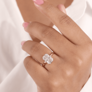 Anillo de compromiso y promesa de boda con diamante radiante de 3 quilates cultivado en laboratorio, diseño de tulipán en tendencia, oro amarillo de 14k, E VVS 2, IGI - Product Image 1