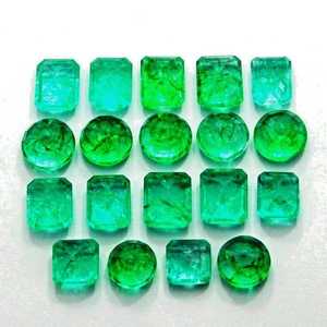 Lot de pierres précieuses d'émeraude verte colombienne naturelle, formes variées, pierres d'émeraude en vrac pour la fabrication de bijoux, fournisseur en gros - Product Image 6