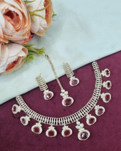 Elegant Kundan Necklace With Matching Earrings And Mang Tika <b>Set</b> Oval Stone Gold Plated <b>Jewellery</b> <b>Set</b> For Party & Reception Wear - Product Image 5