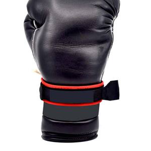 Convertisseur de gants de boxe à lacets en sangles avec système auto-agrippant pour un ajustement sûr et confortable lors des séances d'entraînement en salle de sport - Product Image 1