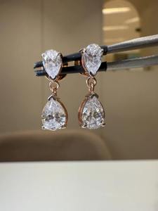 Pendientes Colgantes de Oro de 14K con Diamante Cultivado en Laboratorio en Forma de Pera, 3CTW, Joyería Elegante para Novia, Regalo para Mujer, para Fiestas y Eventos - Product Image 5